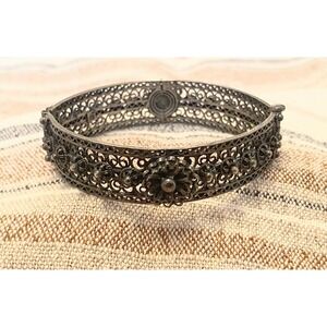 Unique Antique Sterling Silver flower Filigree hinge pin bracelet